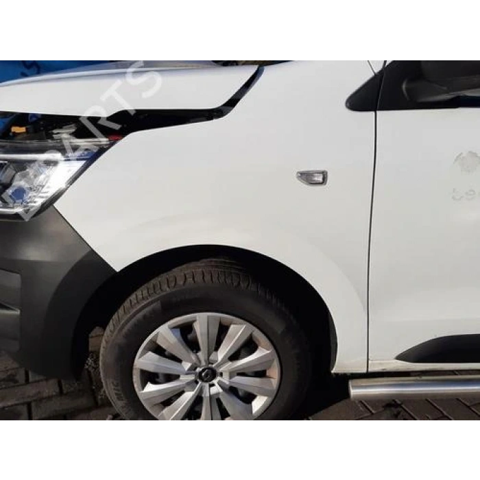 Express 2021- Ön Çamurluk Sol Oem No (631017624R)