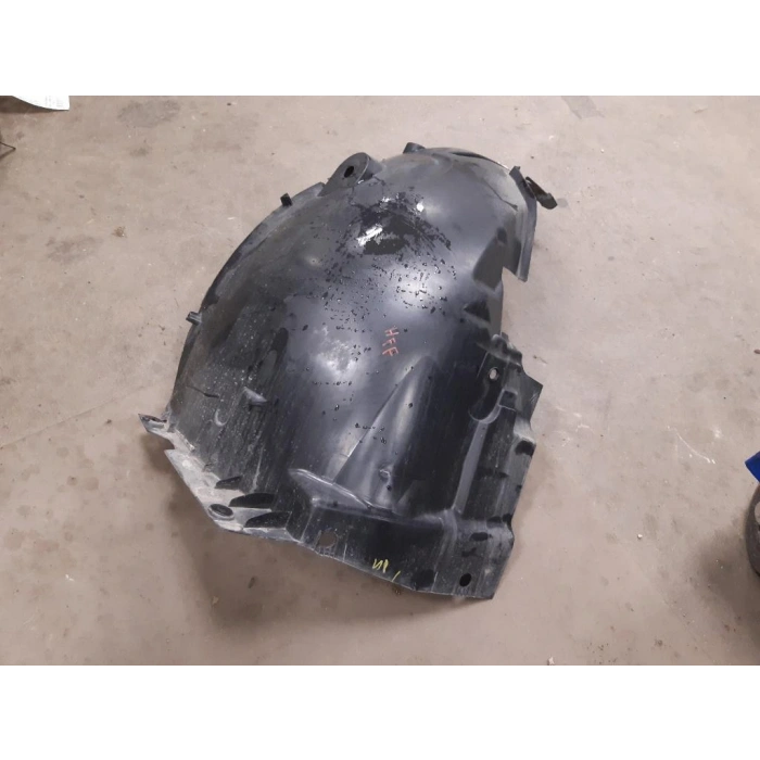 Taliant 2021- Çamurluk Davlumbazı Önün Önü Sağ Oem No (638442708R)