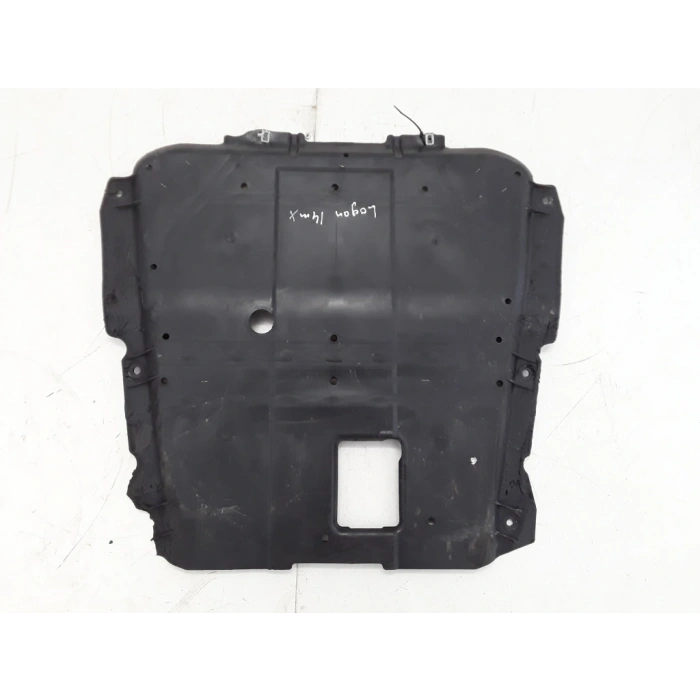 Clio Symbol - Logan - Sandero Karter Muhafazası 2012- Oem No (758909741R)