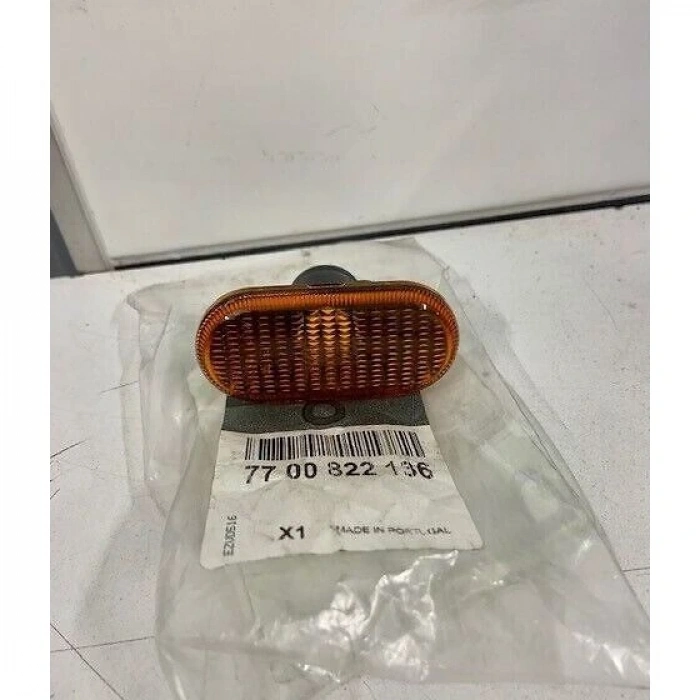 Renault 19 1992- Çamurluk Sinyali Beyaz Oem No (7700806228)