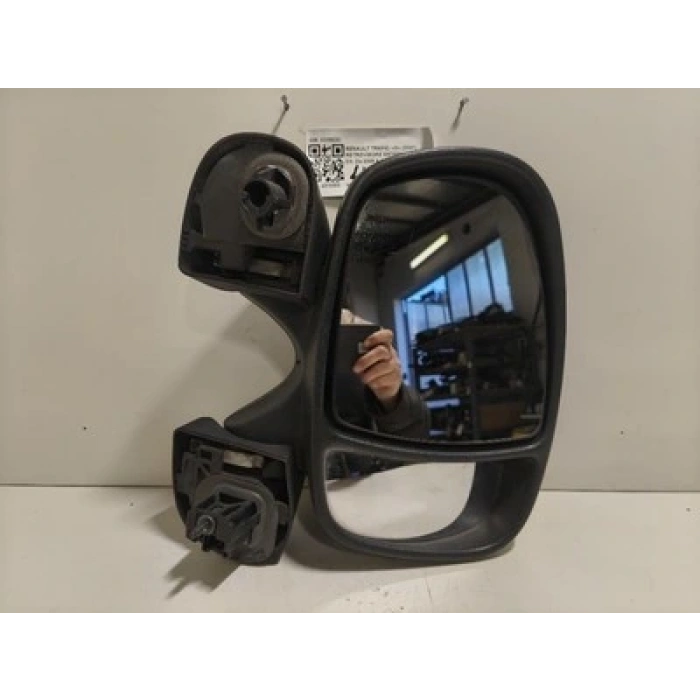 Traffıc 2001- Ayna Elektrikli Sağ Oem No (7701473247)