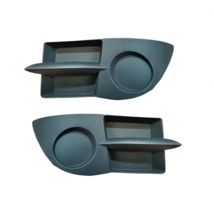 Clio Symbol Sis Kapağı Sissiz Sağ 2006- Oem No (7702295497)