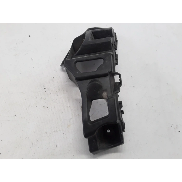 Fluence Arka Tampon Köşe Braketi Sol 2009- Oem No (850450016R)