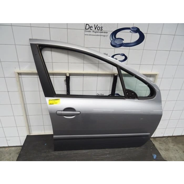 Peugeot 307 2001-2005 Ön Kapı Sağ Oem No (9004S7)