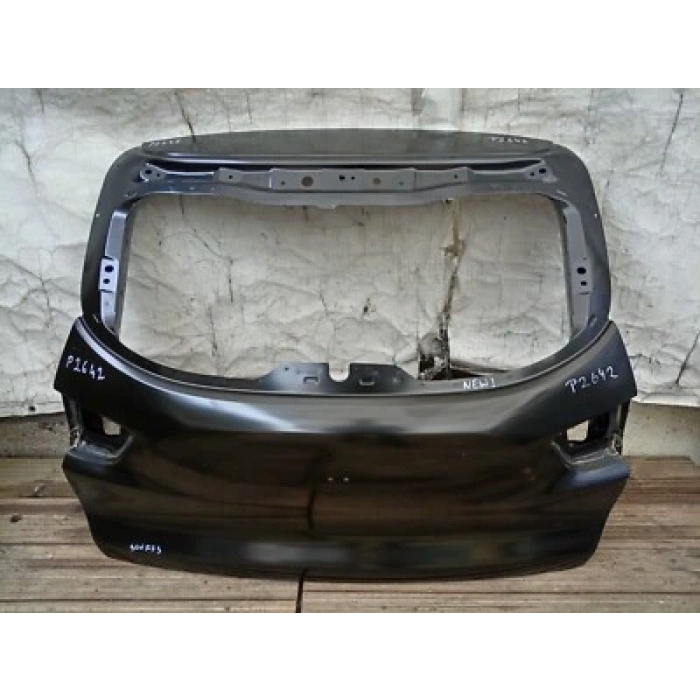 Kadjar Bagaj Kapağı 2016- Oem No (901002847R)