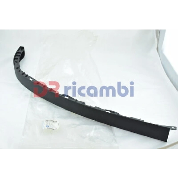 Opel Zafira Ön Tampon Karlık Sağ 2005  (Oem No:  13188238)