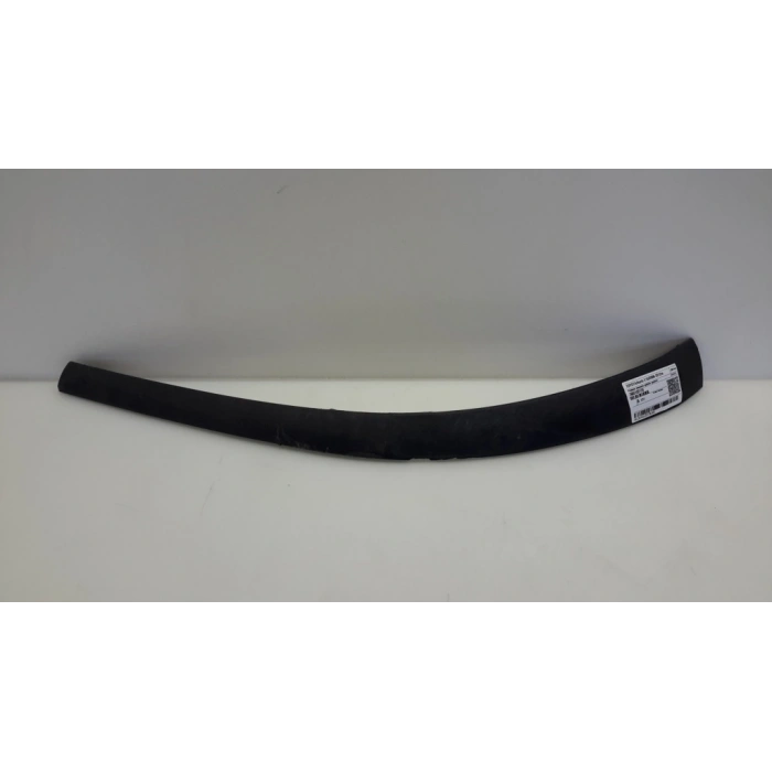 Toyota Auris Ön Tampon Karlık Sıyah Sağ 2007  (Oem No:  7685102120)