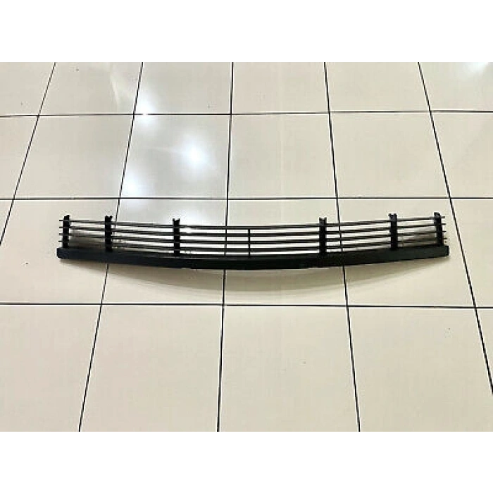 Bmw 3 Serisi Ön Tampon Panjuru1993--1998 (Oem No:  51118165145)