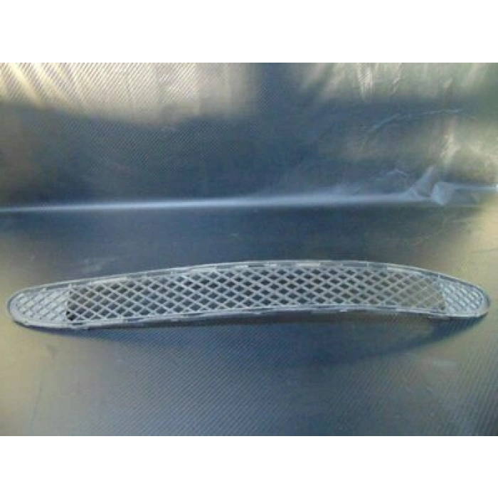 Mercedes C Class Ön Tampon Panjuru Orta 2000 (Oem No:  A2038850423)