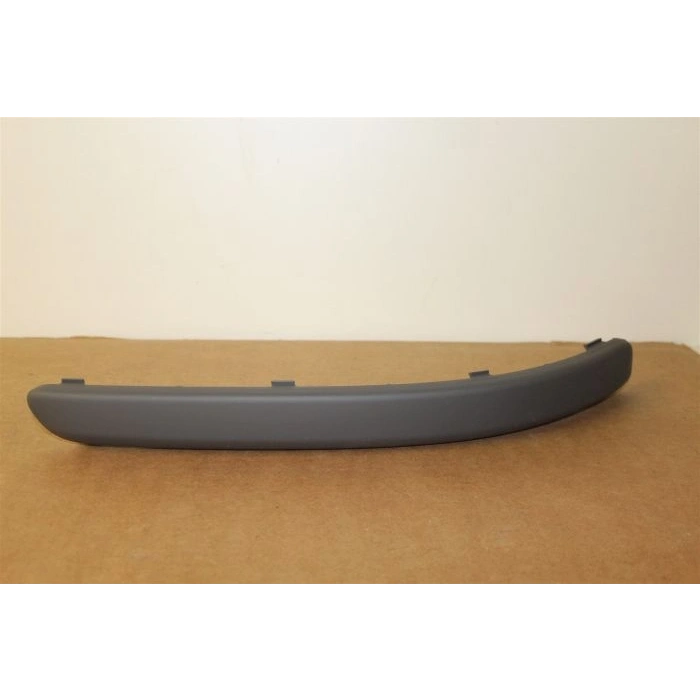 Volkswagen Polo Ön Tampon Bandı Astarlı Sağ 2005  (Oem No:  6Q0807718Agru)