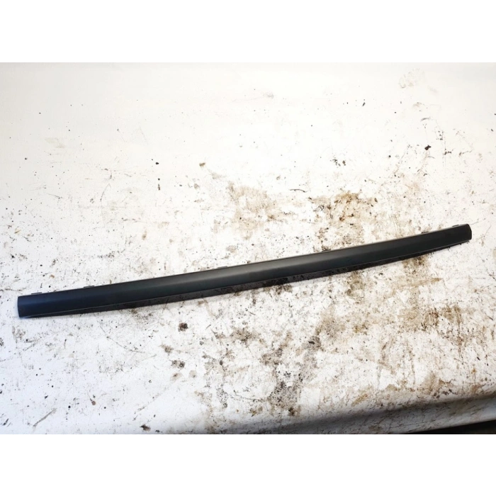 Ford Mondeo Arka Tampon Bandı Sağ 2001 2007  (Oem No:  1S7117F968Aa)