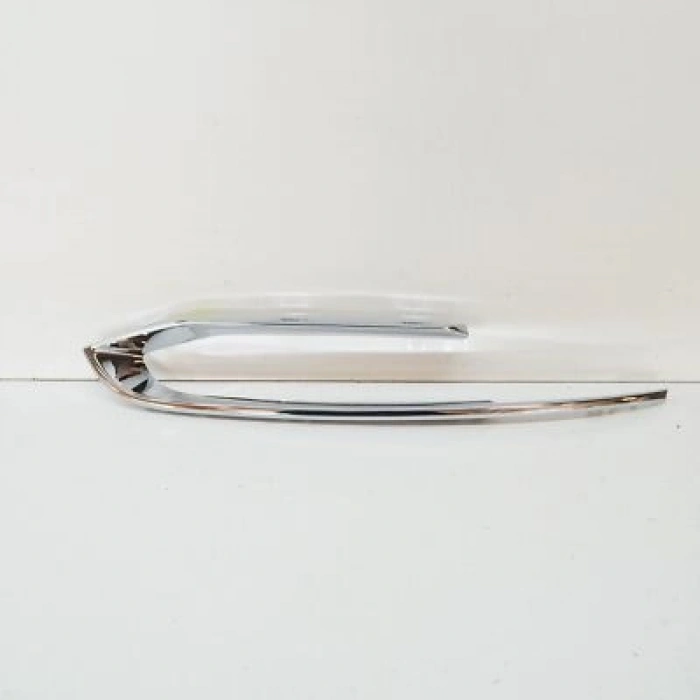 Bmw 5 Serisi Ön Tampon Panjur Bandı Nikelaj Sağ 2012- (Oem No:  51117331770)