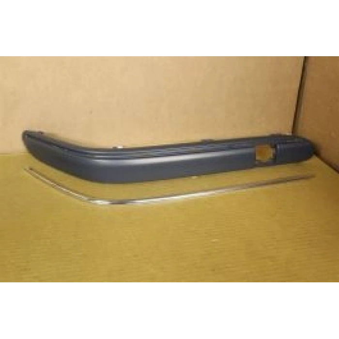 Mercedes C Class Ön Tampon Bandı Sensör Delikli Sağ 2001- (Oem No:  A20388520219999)