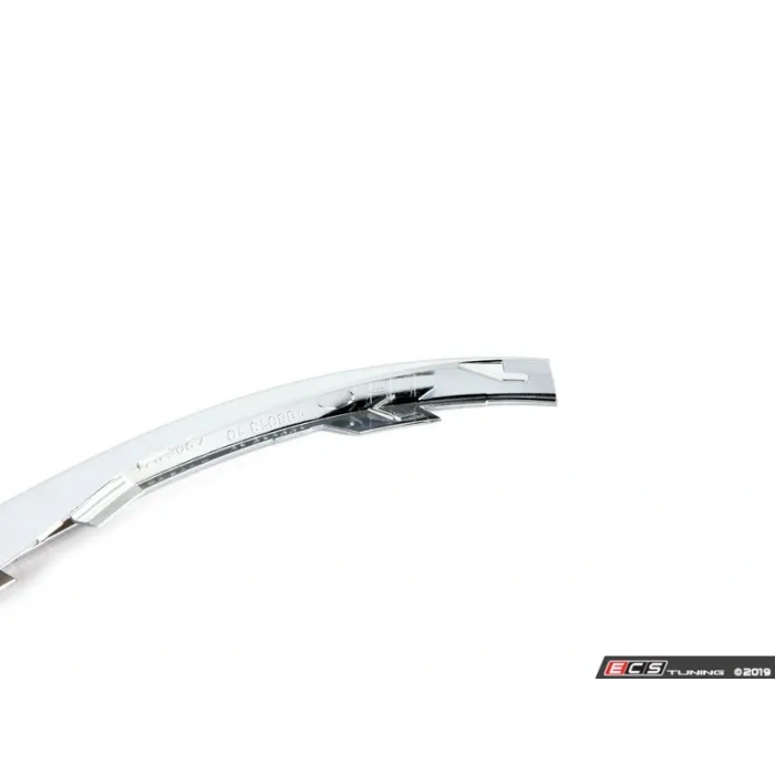 Bmw 7 Serisi Ön Tampon Bandı Nikelaj Sağ 2012- (Oem No:  51117295271)