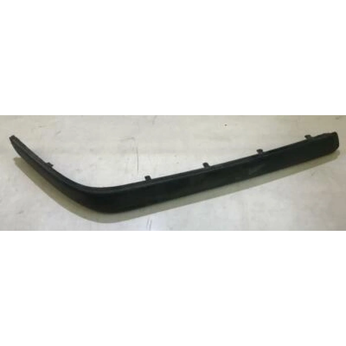 Volkswagen Passat Arka Tampon Bandı Sol 1997-2000 (Oem No:  3B5807791)