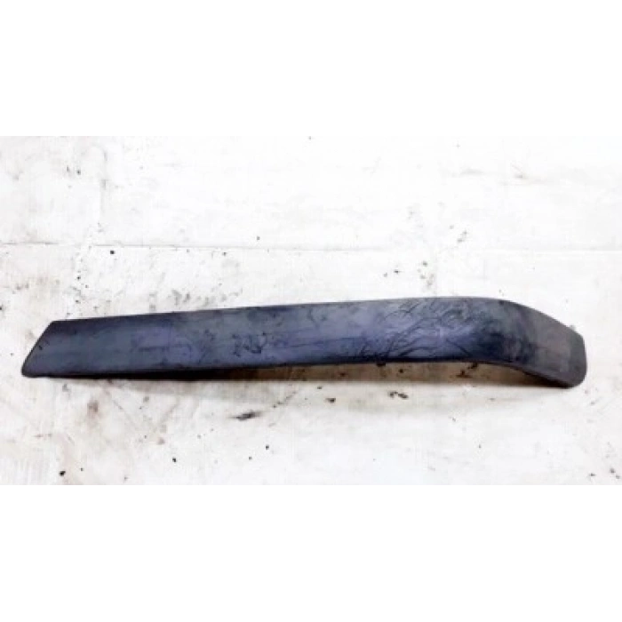 Volkswagen Passat Arka Tampon Bandı Sağ 1997-2000 (Oem No:  3B5807792)