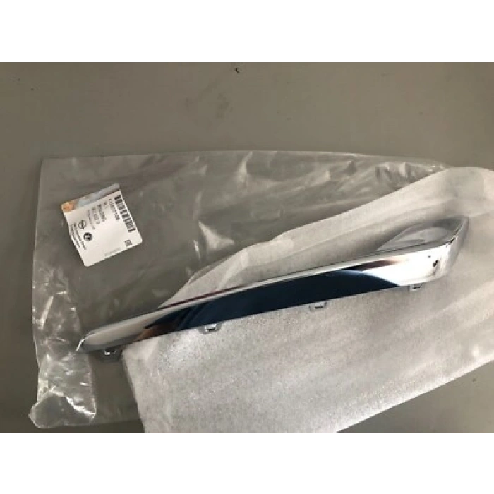 Opel Crossland X Ön Tampon Panjur Bandı Nikelaj Sol 2016- (Oem No:  13477106)