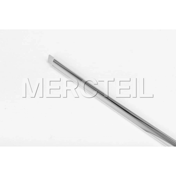 Mercedes W2 2009 Arka Tampon Bandı Nikelaj Orta 2003- (Oem No:  A2098850021)