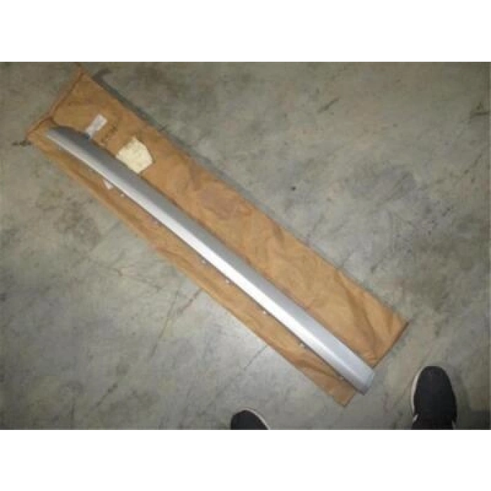 Mercedes C Class Arka Tampon Bandı Orta 2000-2005 (Oem No:  A20388500219999)