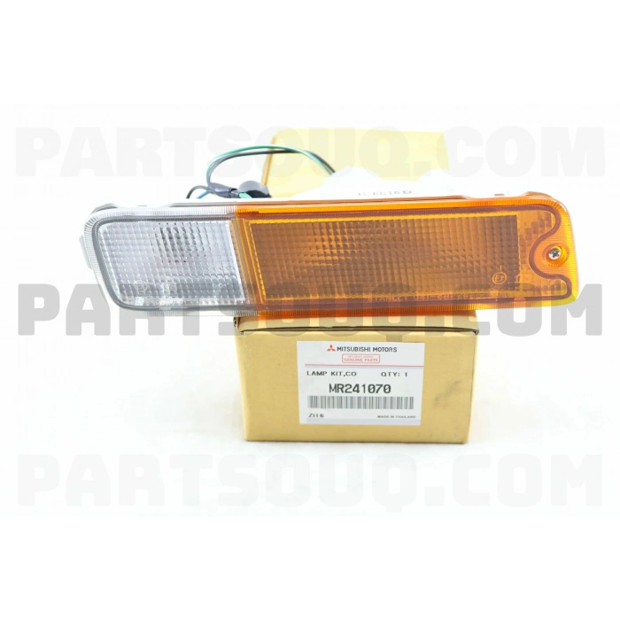 Mitsubishi L200 Ön Tampon Sinyali Sağ 1998-2003 (Oem No:  Mr241070)