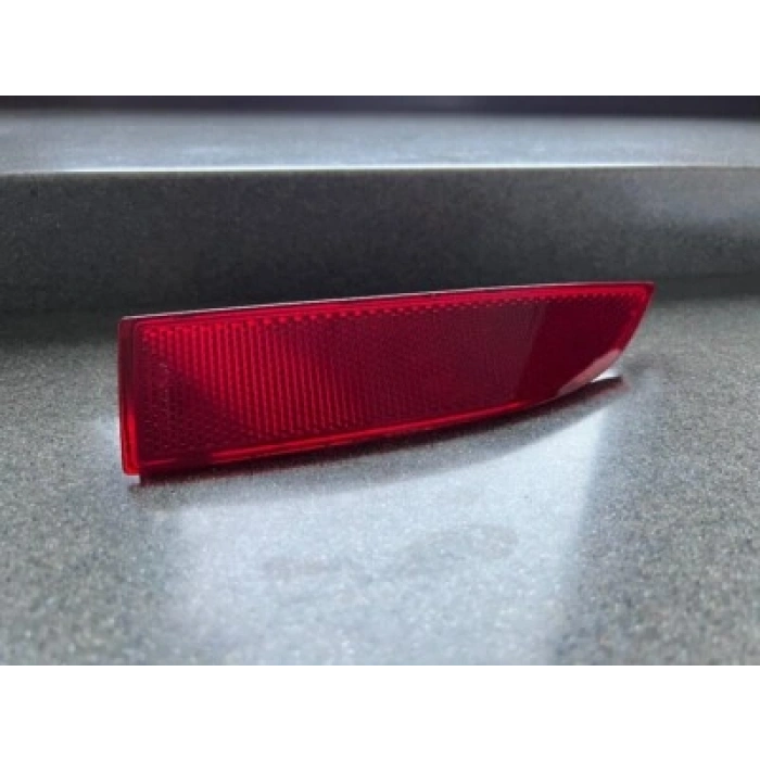 Dacia Sandero/Log/Symarka Tampon Reflektörü Sol 2012-  (Oem No:  265659019R)