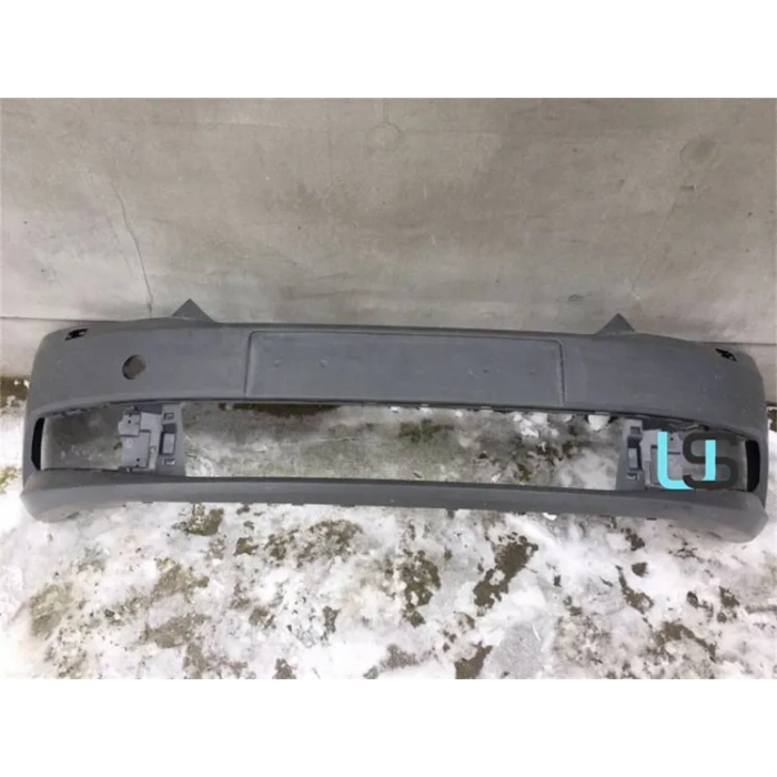 Skoda Fabia Ön Tampon 2014- (Oem No:  6V0807221D)