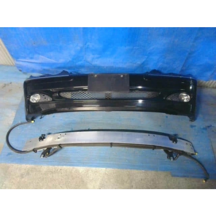 Mercedes C Class Ön Tampon Avangart fıskiye delikli Astarlı 2000 (Oem No:  A2038851325)