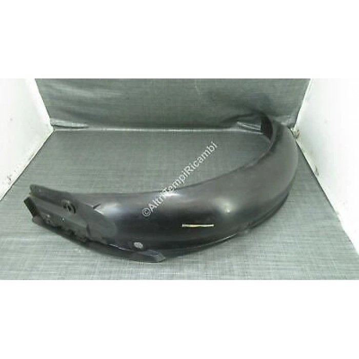 Renault Laguna Ön Çamurluk Davlumbazı Sol 1993-2001 (Oem No:  7700818611)
