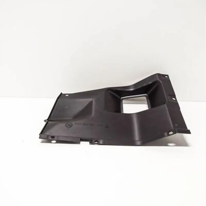 Bmw 3 Serisi Ön Çamurluk Davlumbazı Ön Parça Sağ 1983-1990 (Oem No:  51711962768)