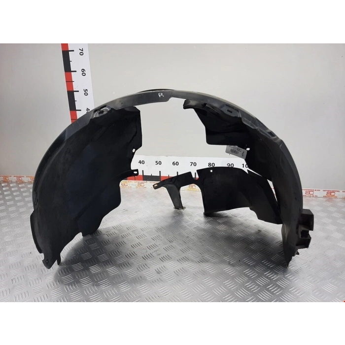 Ford Mondeo Ön Çamurluk Davlumbazı Sağ 2001  (Oem No:  1S7116114Al)