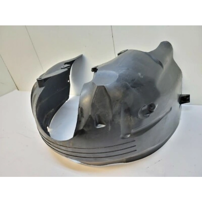 Ford Focus Ön Çamurluk Davlumbazı Sol 1998-2004 (Oem No:  2M5116115Aa)