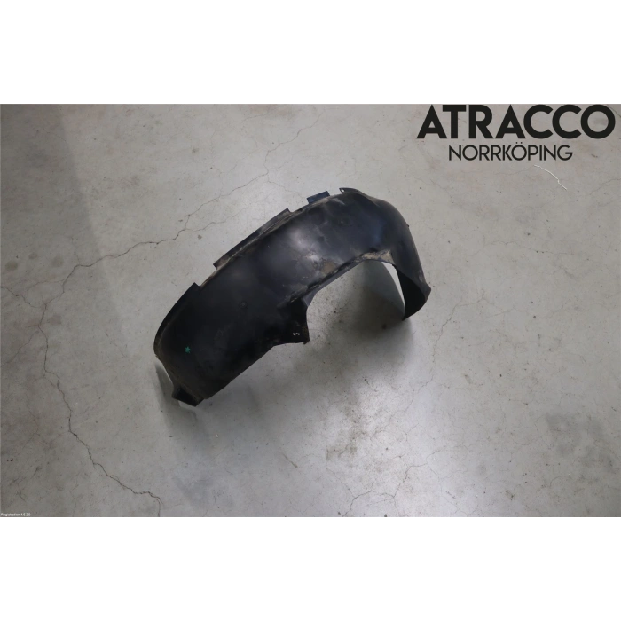 Volkswagen Polo Ön Çamurluk Davlumbazı Sol 1999-2001 (Oem No:  6N0809961E)