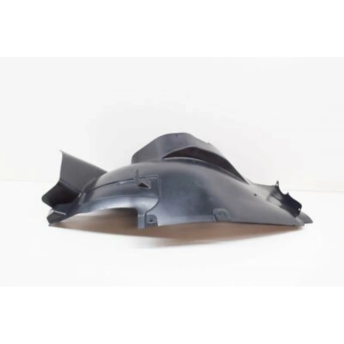 Mercedes B Class Ön Çamurluk Davlumbazı Ön Parça Sağ 2005  (Oem No:  A1696982630)