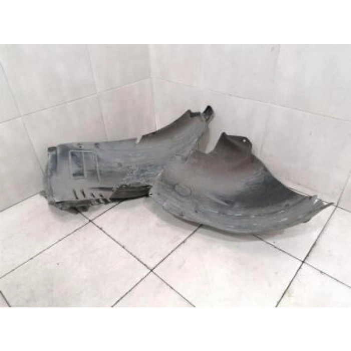Mercedes S Class Ön Çamurluk Davlumbazı Ön Parça Sağ 2005-- (Oem No:  A2216903230)