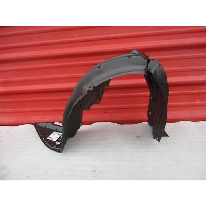 Mazda 3 Ön Çamurluk Davlumbazı Sol 2012-  (Oem No:  B45A-56-140H)