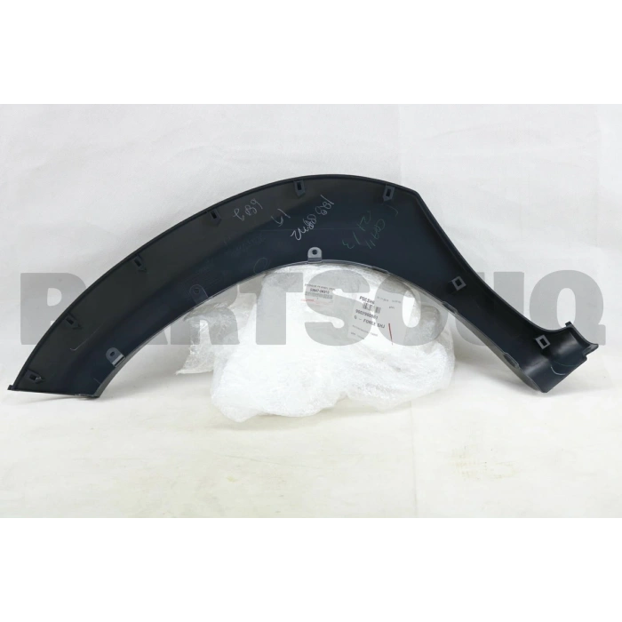 Toyota Hilux Ön Çamurluk Dodik Plastiği Sağ 2011-2015 (Oem No:  53847-0K910)