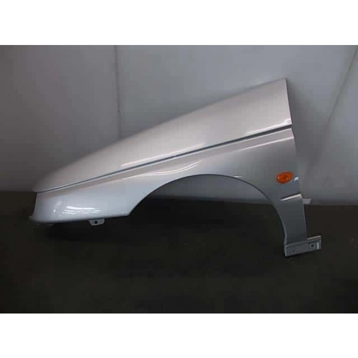 Alfa Romeo 2014-5 2014-6 Ön Çamurluk Delikli Sol 1994-1999 (Oem No:  46552119)