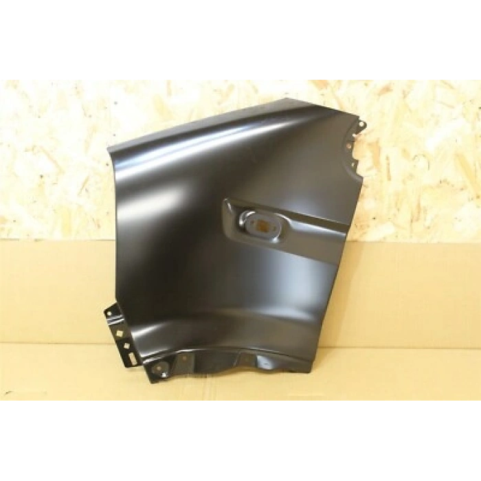 Renault Master Ön Çamurluk Delikli Sol 2004- (Oem No:  7751475533)