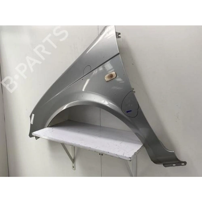 Kia Carnival Ön Çamurluk Sol 2002-2006  (Oem No:  0K55A52211)