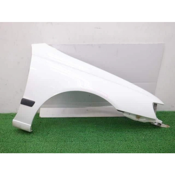 Toyota Corona /Carina Ön Çamurluk Sağ 1993--1995 (Oem No:  538012B260)