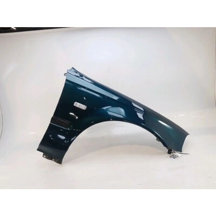 Honda Civic Ön Çamurluk Delikli Sedan /Hatcback Sağ 1995-1999 (Oem No:  60211S04000Zz)