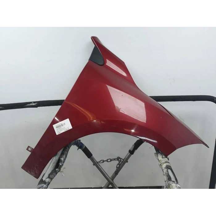 Renault Megane Ön Çamurluk Sağ 2009-  (Oem No:  631005149R)