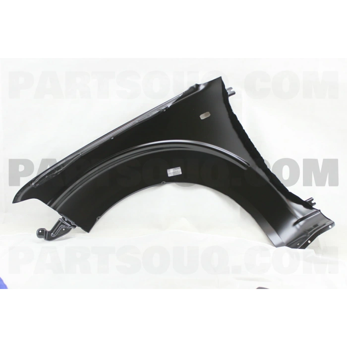 Nissan Navara Ön Çamurluk Delikli 2W Sağ 2005  (Oem No:  63100Eb330)