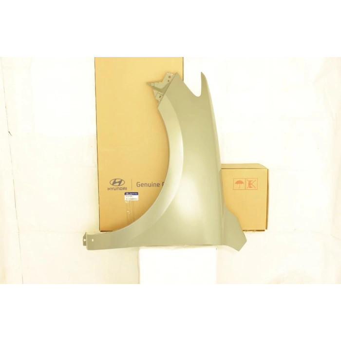 Hyundai Santa Fe Ön Çamurluk Band Sinyal Delikli I Sol 2007  (Oem No:  663102B500)