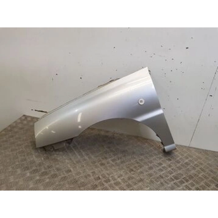 Kia Rio Ön Çamurluk Sinyal Delikli Sol 2002-2004 (Oem No:  66311Fd211)