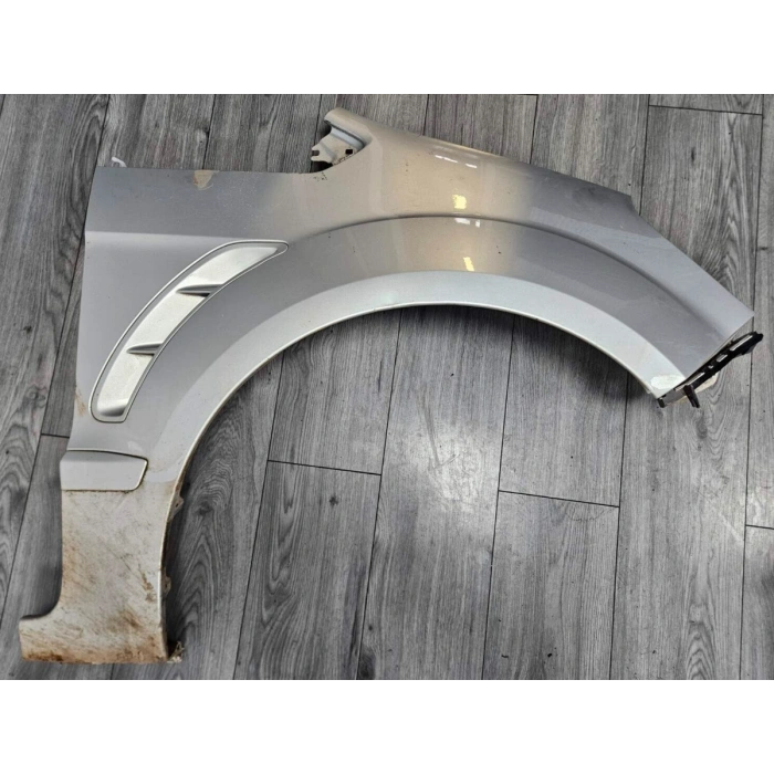 Ford Focus Smax Ön Çamurluk Sağ 2006 (Oem No:  6M21R16015Ak)