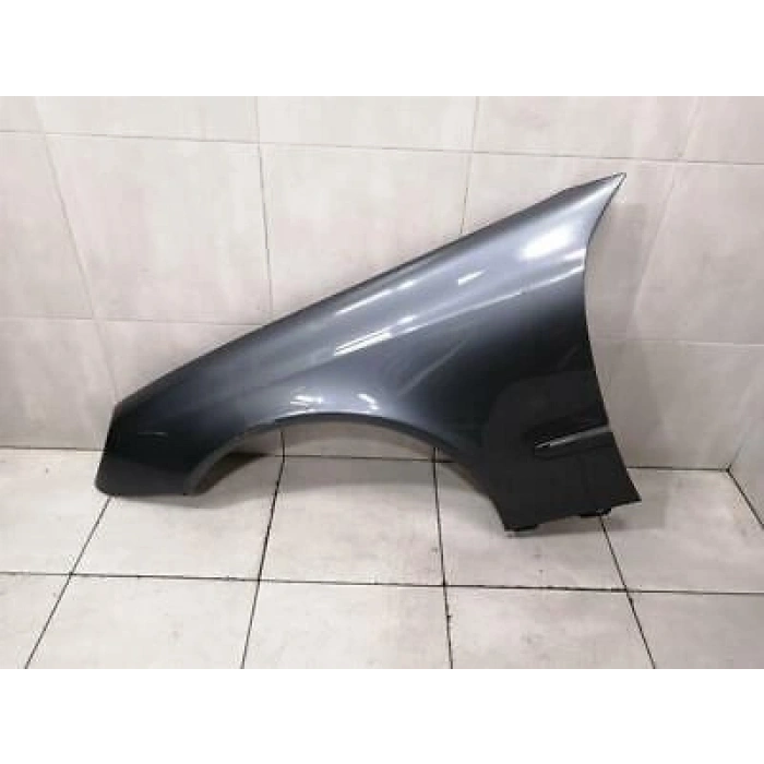 Mercedes E Class Ön Çamurluk Sağ 2002- (Oem No:  A2118801318)