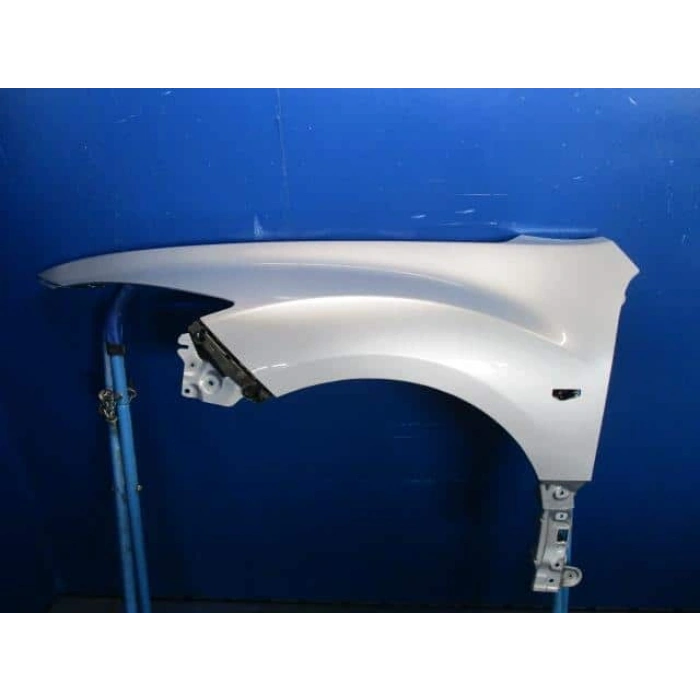 Mazda 6 Ön Çamurluk Delikli Sol 2007 2009-  (Oem No:  Gsyd-52-210)