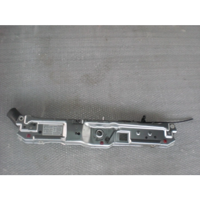 Opel Corsa Ön Panel Üst 2001 2004- (Oem No:  13249037)