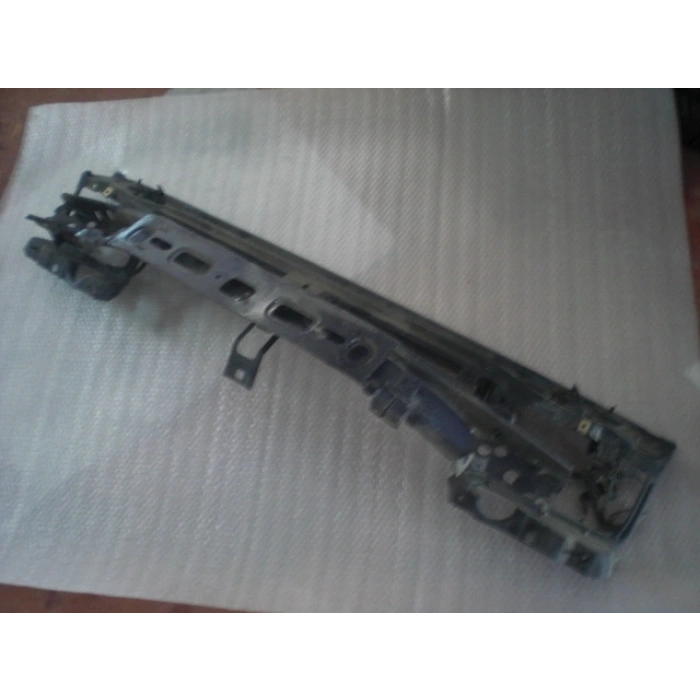 Renault Laguna Ön Panel 1994 -2001  (Oem No:  7751670325)